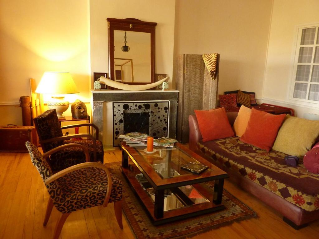 Le Dormeur Du Val Bed and Breakfast Le Mas-dʼAgenais Habitación foto